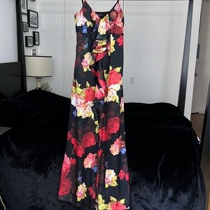 Floral Ted Baker dress in a size 3 (6-8)